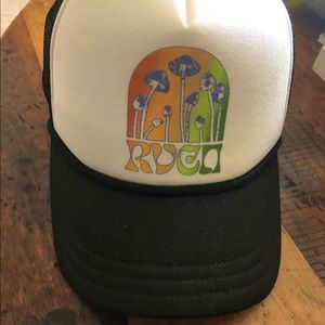 RVCA Hat Logo Skate Baseball Cap Snapback White Black Mesh Adjustable Outdoor